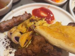 -黑金·寻焰自助百汇·烤肉·火锅(中街店)