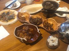 -隔壁老王·家常云南菜(花巷店)