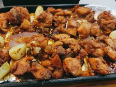 -老东镇啤酒屋海鲜加工·蒸汽海鲜·海鲜烧烤(台东店)