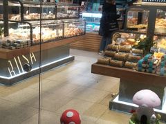 面包甜点陈列柜-罗莎蛋糕(魔法师司门口店)