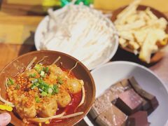 -巴四老城区炭火蛙锅(张江店)
