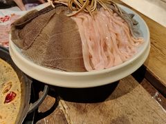 -旧街市鲜货老火锅(大光路店)