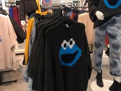 -H&M(鹏欣水游城店)