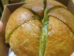 韩式网红蒜香奶酪包-啊噗吐呦现场烘焙(麦凯乐店)