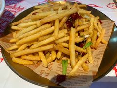 -肥肥虾庄·金牌油焖大虾(汉街SKP店)