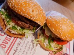 -The Habit Burger Grill 哈比特汉堡(复兴soho店)
