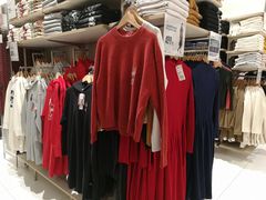 -优衣库(广州天河领展广场店)