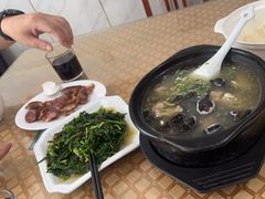 -山里人家土菜馆(茅山店)