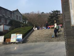 -伯先公园
