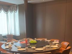 -阿瓦山寨·湘菜现炒·剁椒鱼头王(咸阳总店)