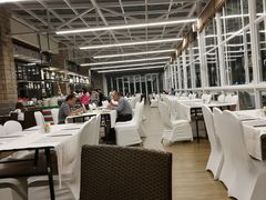 -三英温泉度假酒店-自助餐厅