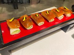 壹品香酥片皮鸭配鲟鱼子（两吃）-艋舺·台湾小馆老字号(平安悦坊店)
