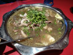 -谢老五跷脚牛肉·非遗传承店