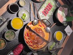 -三出山火锅(南京万象天地店)