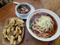 -八一好吃街·高品美食广场