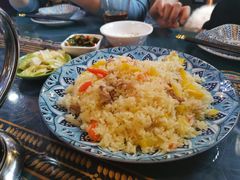 抓饭-乡村馕坑肉·烧烤·新疆菜·本地人更爱吃(阿勒泰首店)