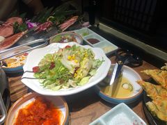 -明洞阿姨·韩式酱蟹烤肉·创意料理(三元桥店)