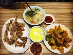 清真益鑫羊肉手抓馆(花园北街店)-清真·益鑫羊肉手抓馆(花园北街店)