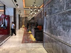 -永恒朗悦酒店(广西大学地铁站大学东路万达广场店)