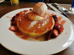 -Pancakes on the rocks(Darling Harbour)