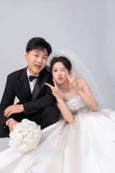 -雅云婚纱摄影工作室旗舰店