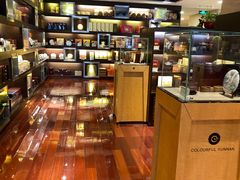 -七彩云南庆沣祥茶庄(金融街店)