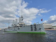 -阿芙乐尔号巡洋舰