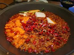 -沸炉重庆老火锅(军事博物馆店)