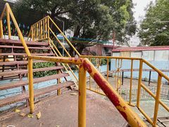 -顺德大良半月城游乐场