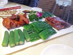 乳鸽拼烧排骨-五邑人家(江门店)