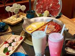 -湊湊火锅·茶憩(南京东路悦荟店)