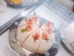 桃子草莓酪酪-LELECHA乐乐茶(月星环球港店)