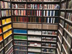 -钟书阁(群光广场店)