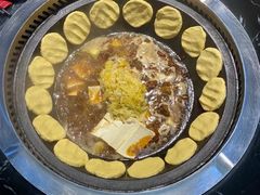 -袁小二大东北铁锅炖(吉祥村总部)