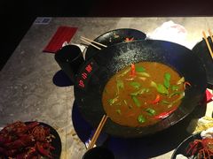 -沪小胖小龙虾(淮海中路旗舰店)