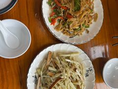 -竹乡人家大鱼头(南山竹海店)