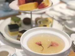 -燕庭·纯燕窝·甜品下午茶(南京西路店)