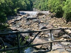 -石台牯牛降景区
