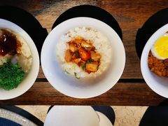 -穹六人间 people 6(岳阳路店)