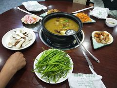 -菌之家·专业纯野生菌火锅·特色炒菌