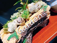 -何兮花店·气球派对鲜花店(马桥银春路万科城店)