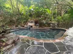 -腾冲洞山温泉村