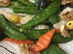 -红樱桃·欢乐餐厅(太原里店)