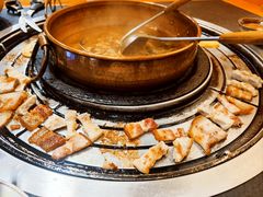 -阿山卓·野生菌火锅·纳西火塘烤肉