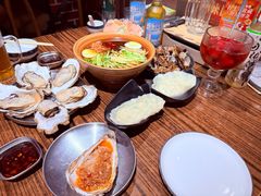 -蚝堡海鲜·威海菜·海肠捞饭·烧烤·亚洲吃蚝公司(幸福门店)