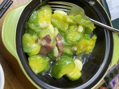 -云海肴·汽锅鸡·云南菜(天山百盛优客店)