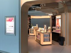 -Duty Free Americas