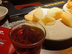 -老牌坊云南鱼豆花火锅(哈西万达店)