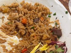 黑松露牛肉鹅肝炒饭-一沙一城·岩烤牛扒(深圳首店)