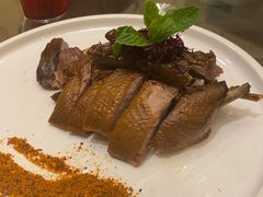 -万重锦·人文川菜馆(骡马市店)